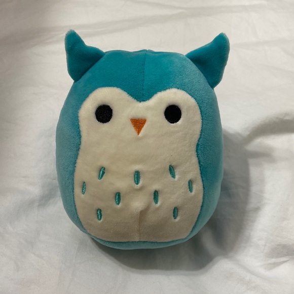 Like New! Squishmallows: Winston the Blue Owl. One size - 5 inch. - Picture 11 of 11